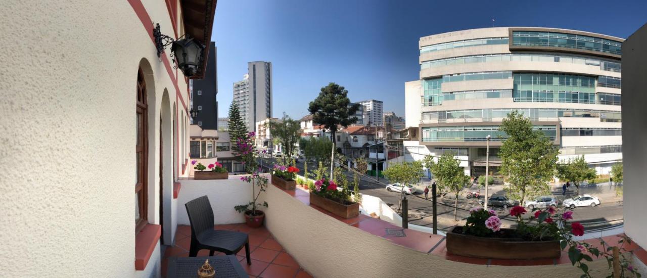 Kituandes Hotel 키토 외부 사진