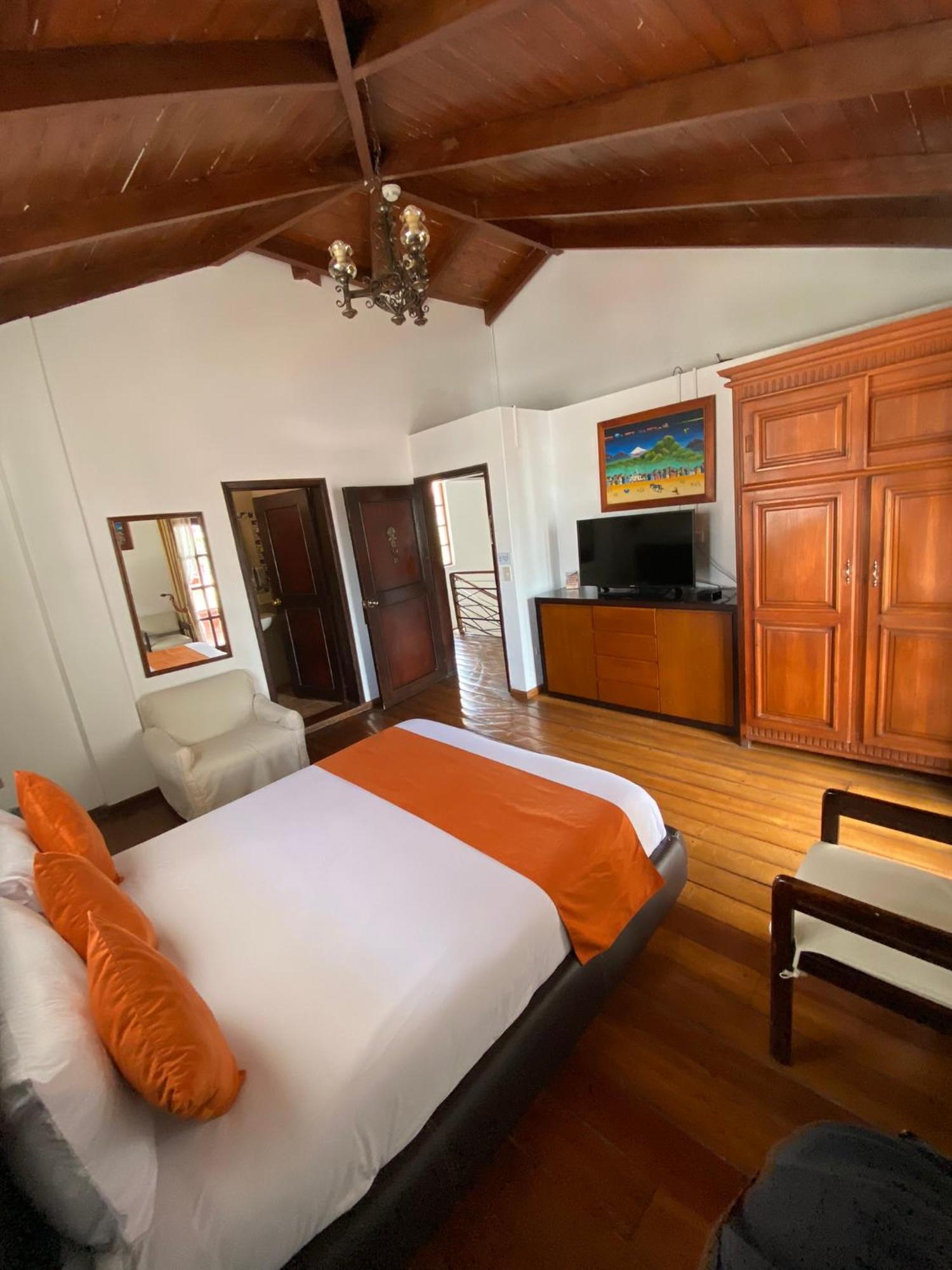 Kituandes Hotel 키토 외부 사진